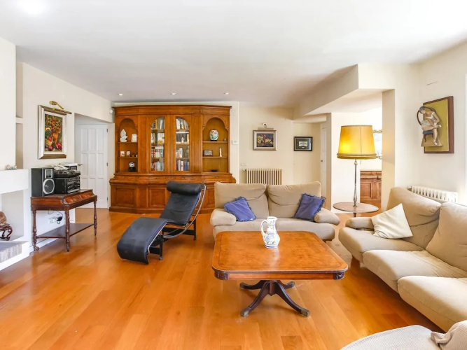 Casa Independiente Con Jard N Y Piscina Privada - Sitges