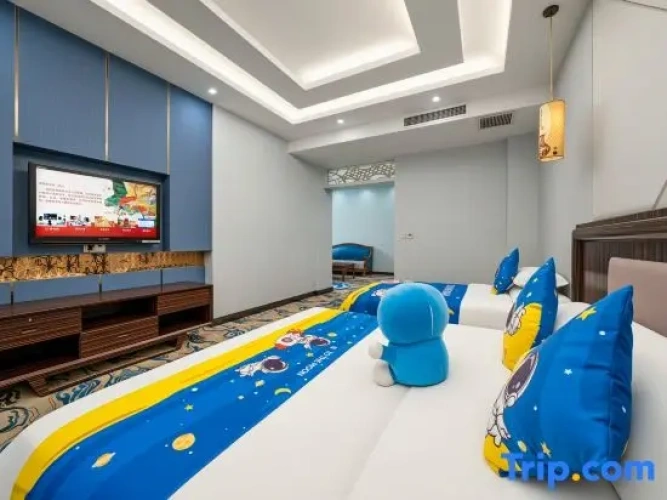 Deluxe Suite