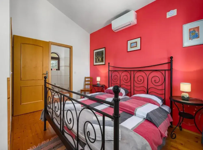 Villa in Visnjan With Private Heated Pool