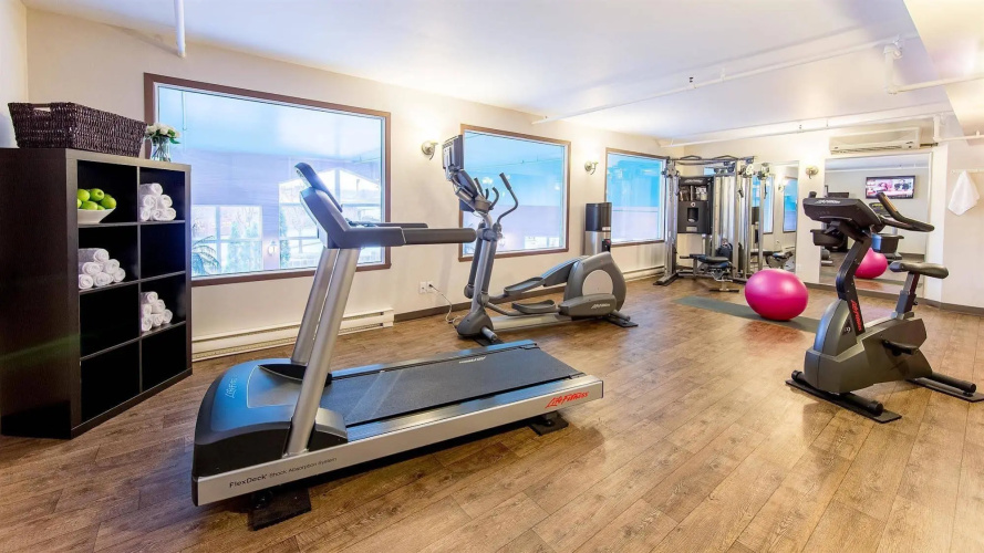 Best Western Hotel Brossard photo 23