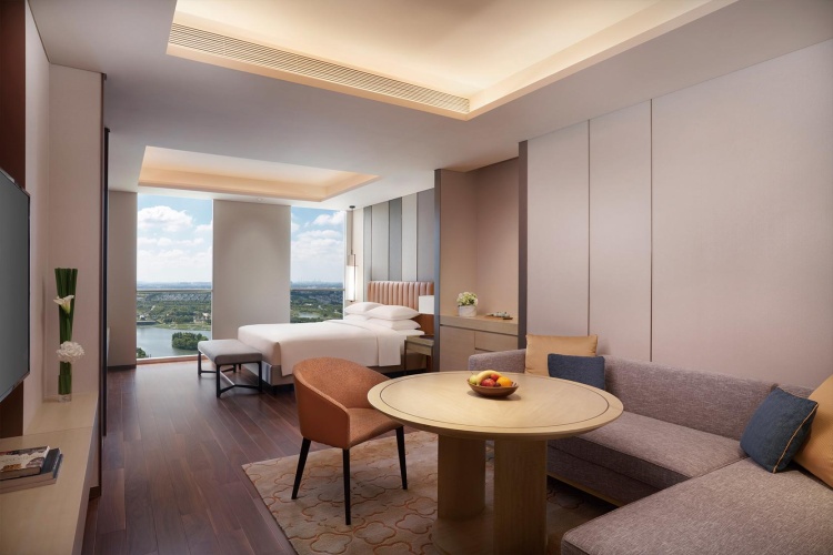 Deluxe Double Club room