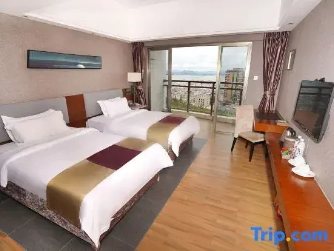 5 Bedrooms Grand Duplex Suite with sea view