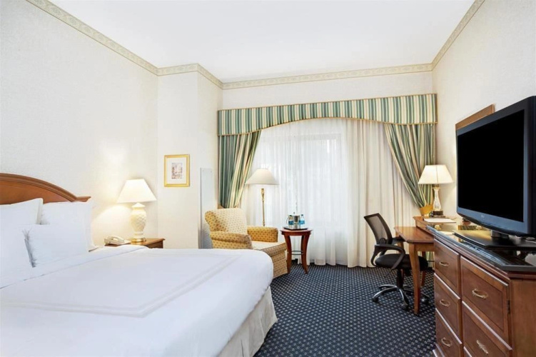 Lafayette Yard Hotel & Conference Center