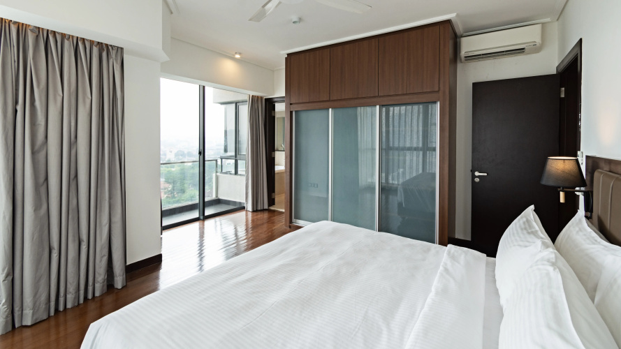 Trillion Suites by SLG