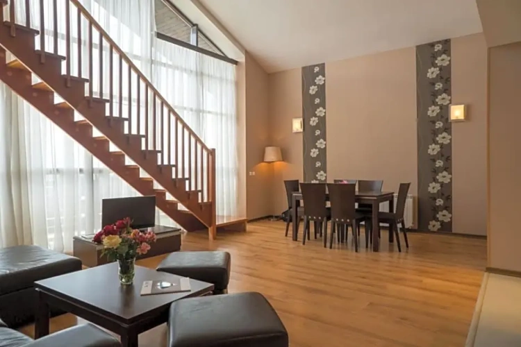 Quadruple Suite