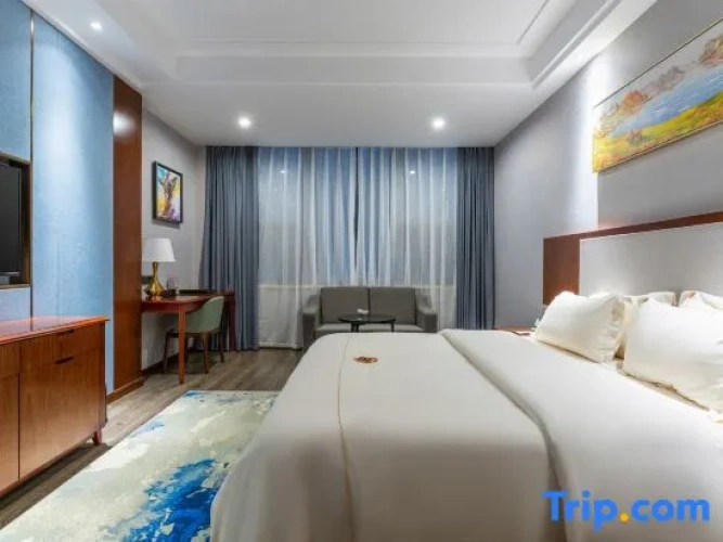 Standard Double Suite