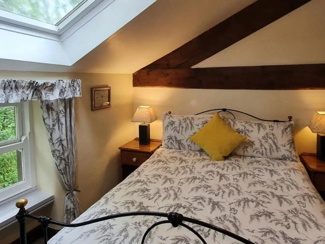 Delph House