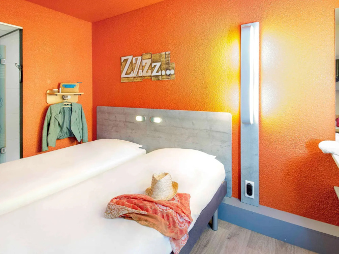 Ibis Budget Frejus Capitou A8
