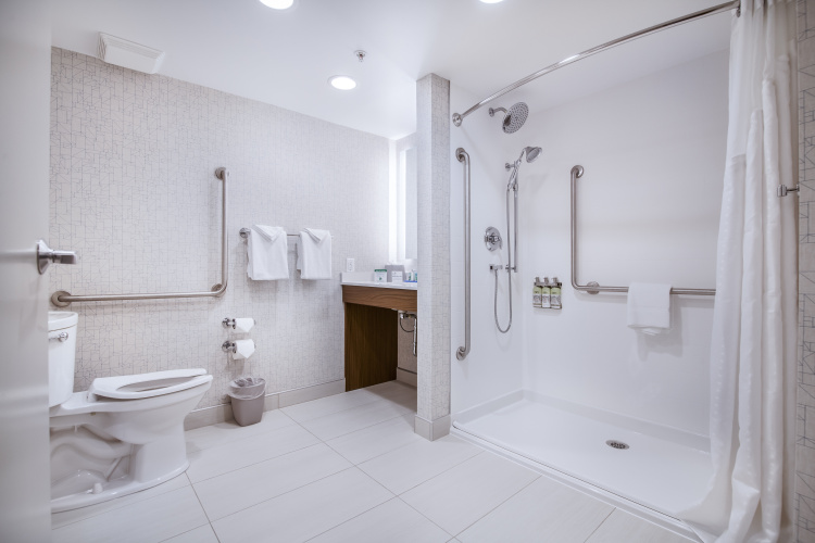 Holiday Inn Express & Suites Langley photo 10