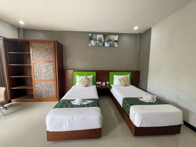 Deluxe Twin room with balcony