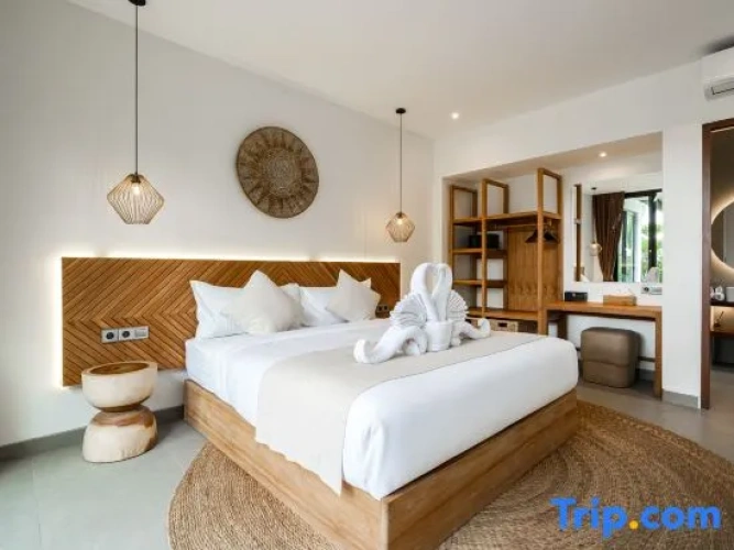 2 Bedrooms Villa