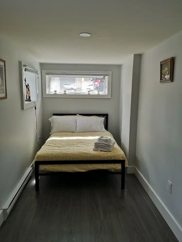 3 Bedrooms Apartment with courtyard view