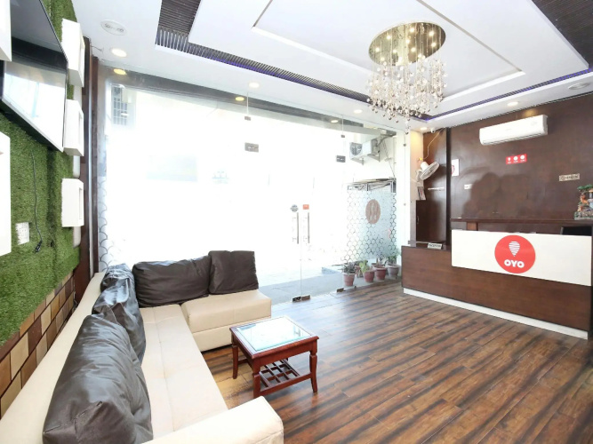 OYO 5691 Hotel Eurasia