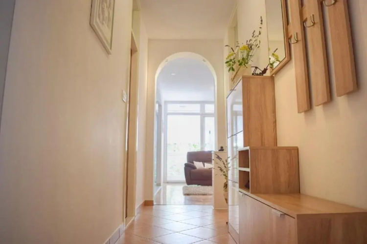 Beach apartment Ivanka in Omis