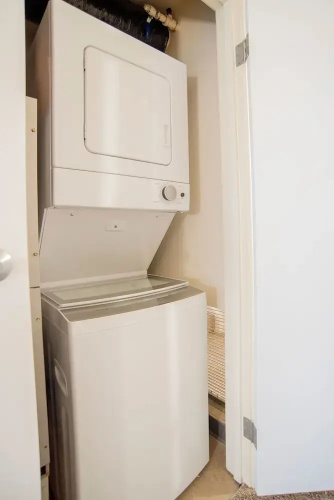3BR CozySuites at The Block