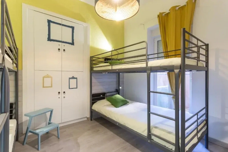Standard Quadruple room with balcony