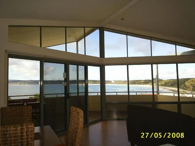 3 Bedrooms Apartment