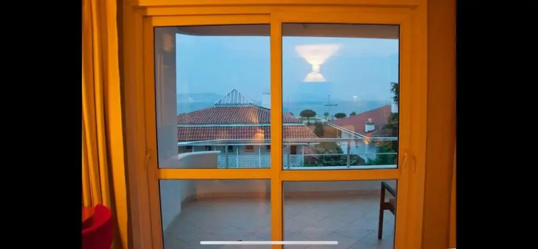 Dragos Island Hotel