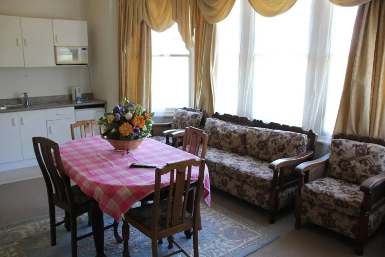 Parnell City Lodge