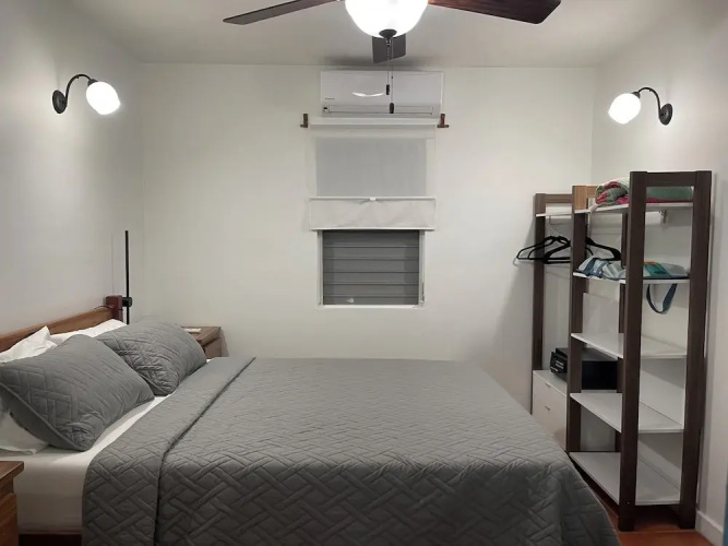 Alux House