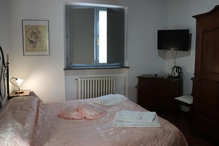 1 Bedroom Deluxe Double room with balcony and with pool view
