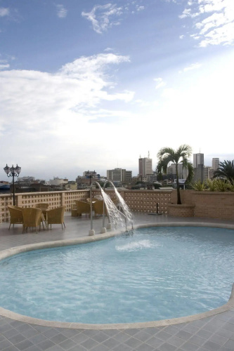 Hotel Calima Real