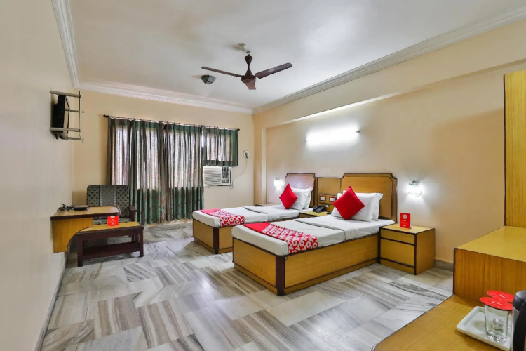 Hotel Woodlands