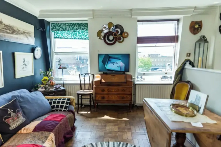 1 Bed Flat - Sleeps 2 - Wifi - Smoking