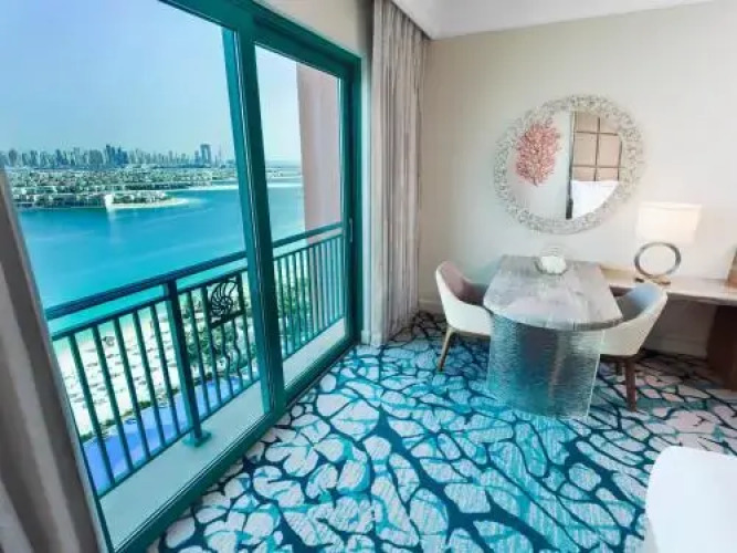 Palm Beachfront Estate Sunset Atlantis views - Image 6