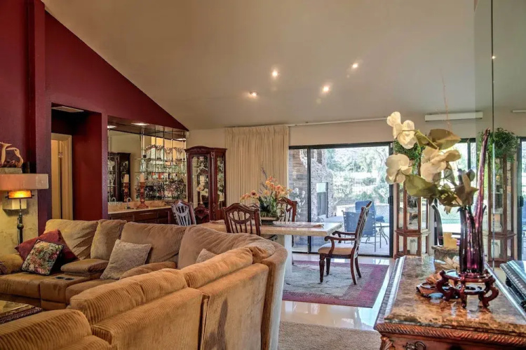 Palm Springs Golf Course Home: Private Pool & Spa!
