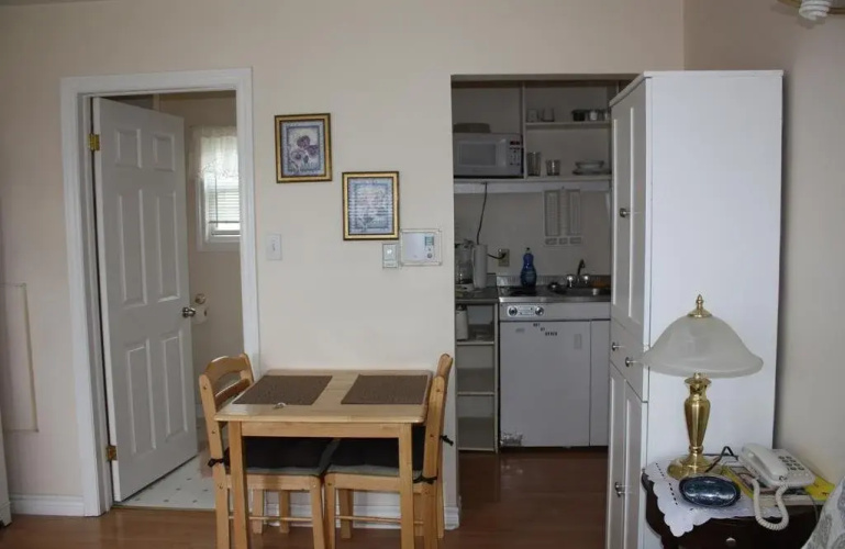 Capeway Motel
