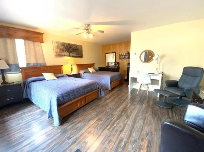 Superior Quadruple room