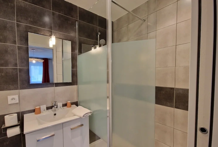 Standard Twin room with balcony
