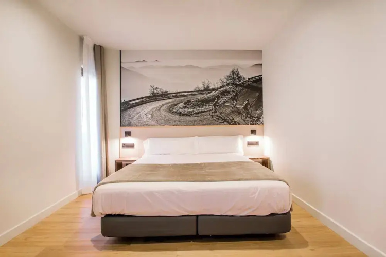 Hotel Llivia