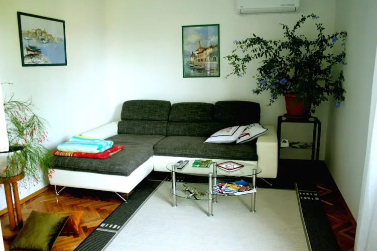 Apartment Gloria