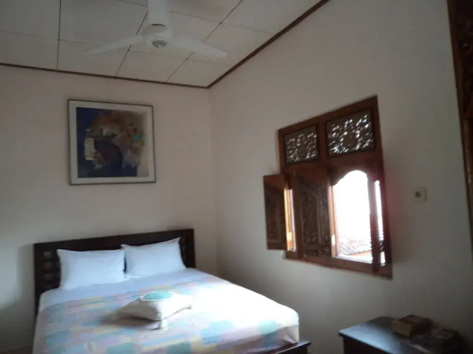 Brata Home Stay