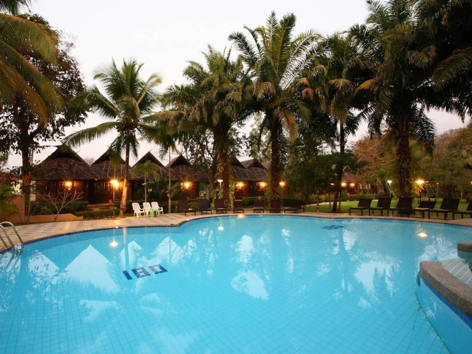 Hotel Siblanburi Resort