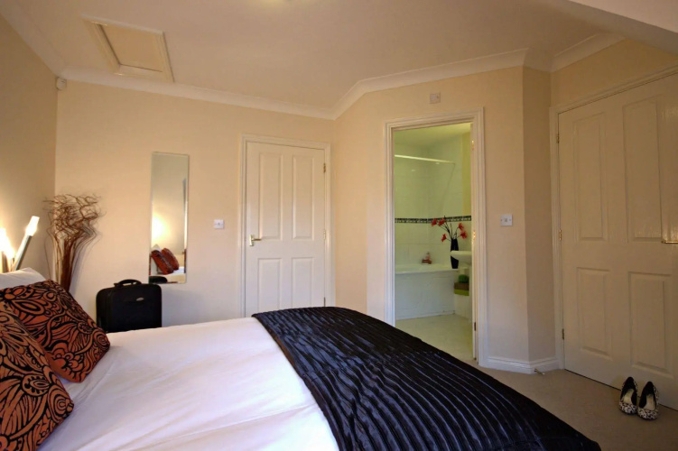 Berkshire Rooms - Basingstoke