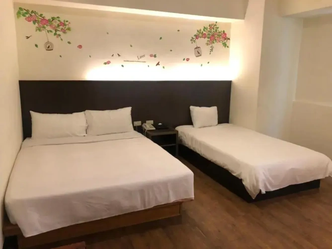 Classic Triple room with view