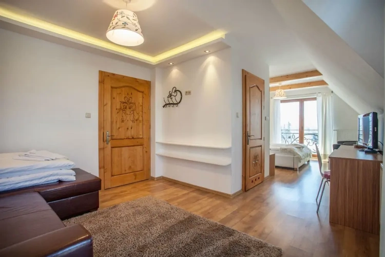 Standard Quadruple room with balcony