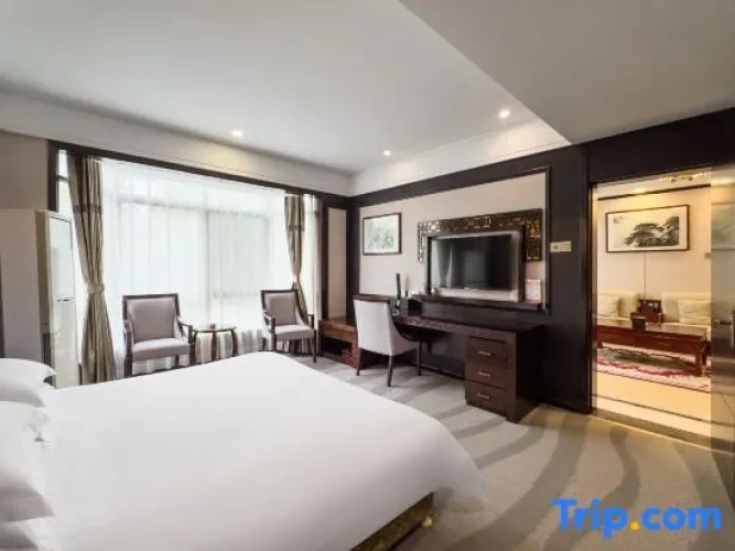 Double Suite with view