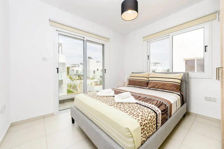 Nissini Villa 18