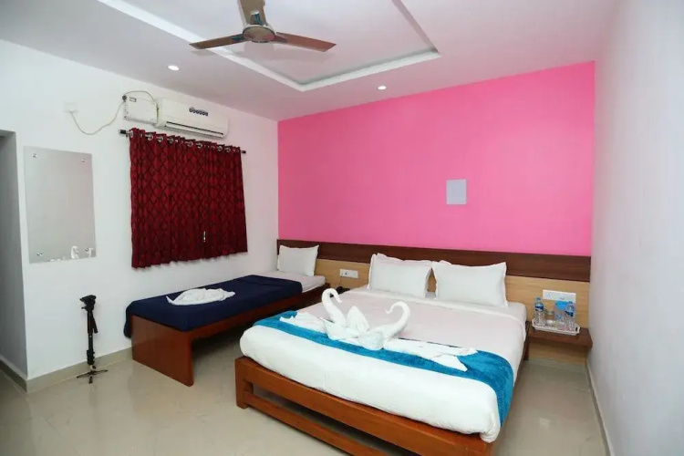 Antonio's Sunrise Hotel