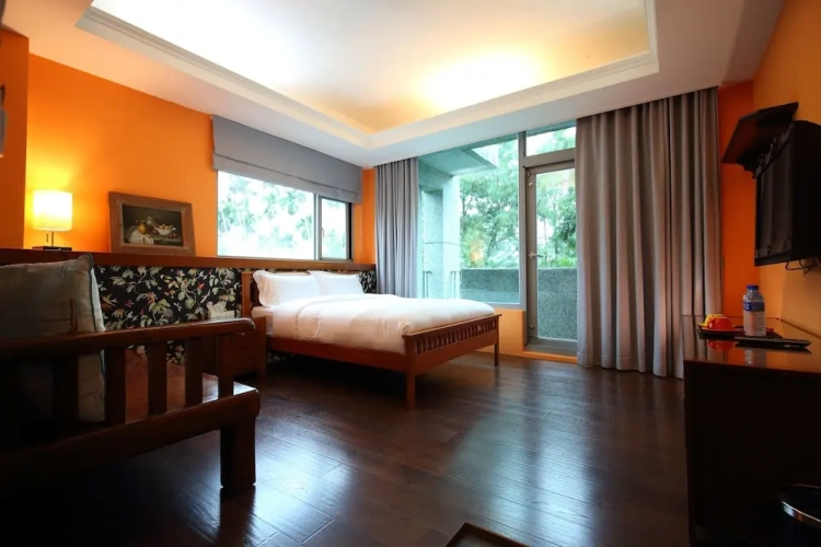 Standard Double room with balcony