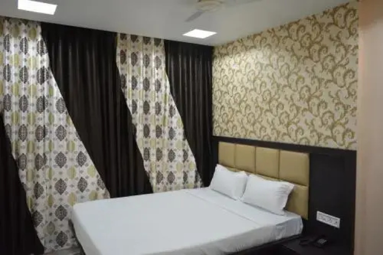 Olive Suites