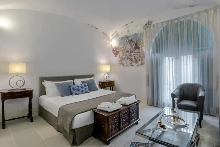 Standard Double Suite