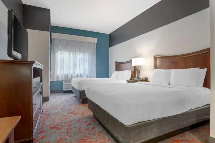 Quadruple Suite