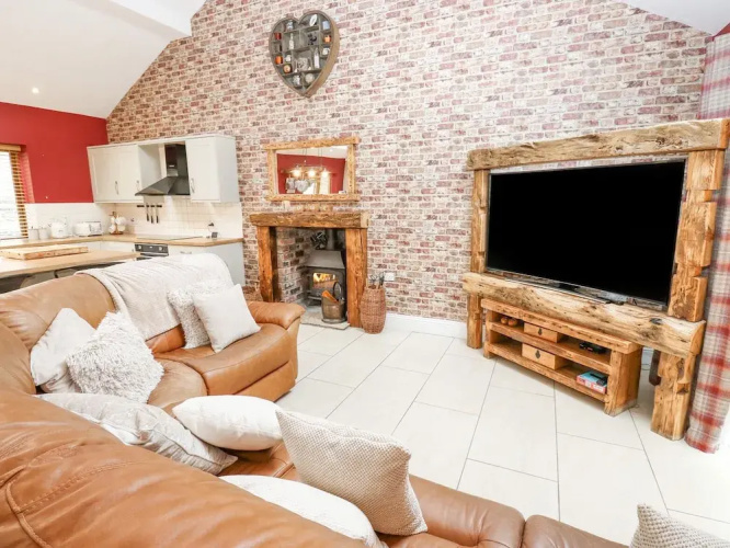 4 Pheasant Lane