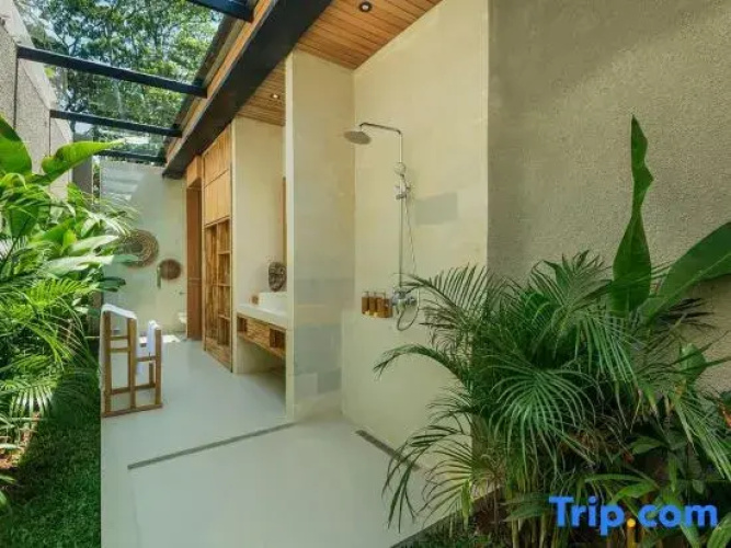 Villa Flesh by BaliSuperHost