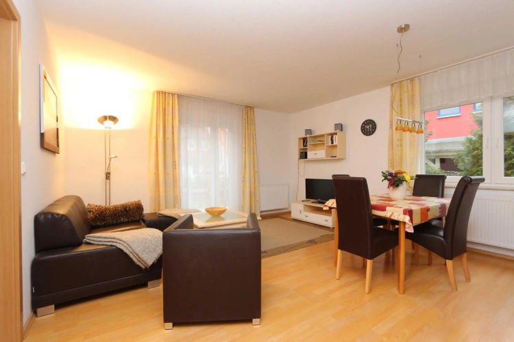 Ferienhaus Ahorn mit Garten in Zinnowitz